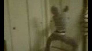 Jae twerkin ha ass off