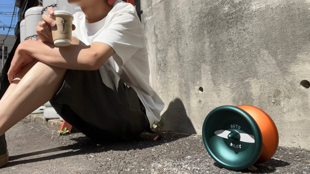 LAID BACK SWING]AUTO PILOT開封動画。[ヨーヨー] - YouTube