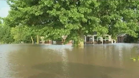 Grassley, Ernst hoping for change to how Army Corps of Engineers provides flood protection