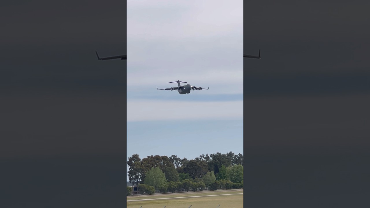 C-17 Globemaster low pass at Richmond Airshow 