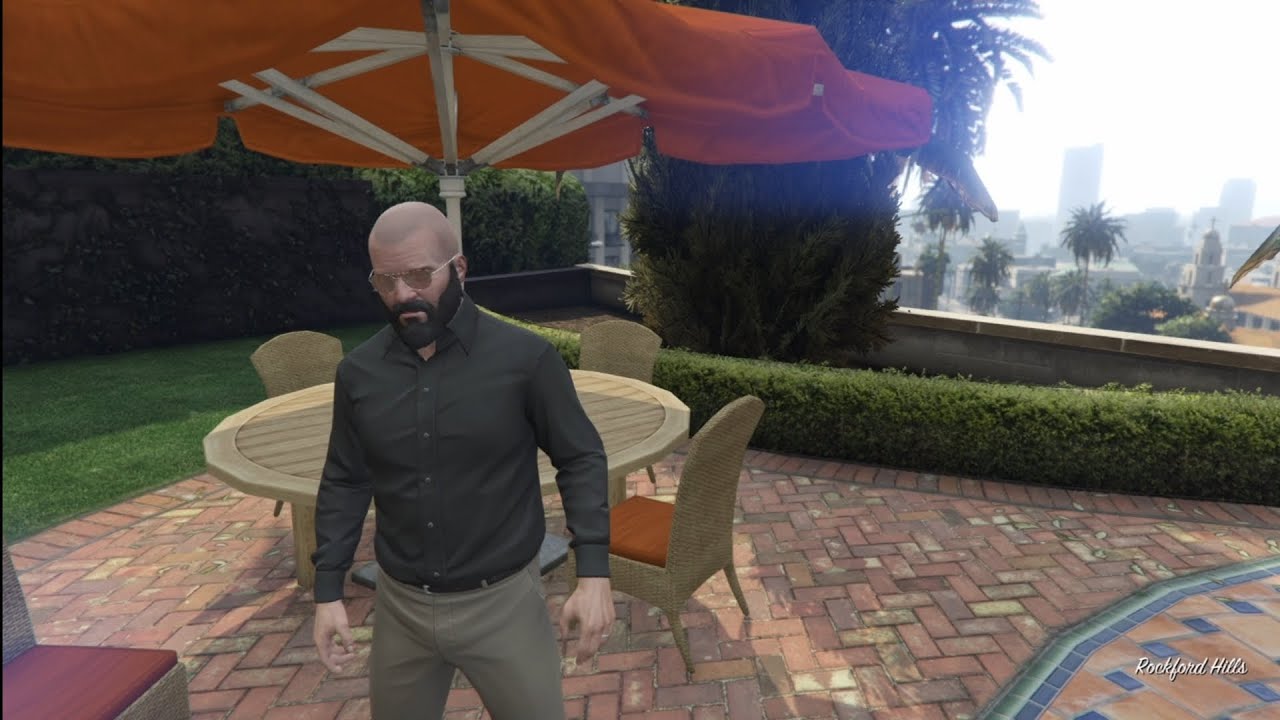 Caminando en GTA V ( ROCKFORD HILLS)  No Commentary