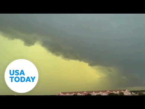 Skies turn green amid storms in Sioux Falls, South Dakota | USA TODAY