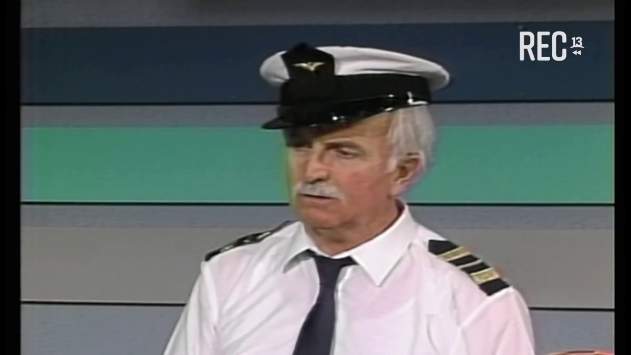 Medio Mundo (1991): Zona franca- Aerolínea -1