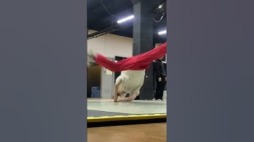 Training moments😎💣💥 #bboyworld #bboylehko #tricks #creativity #transitions #blowups #style