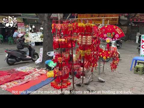 Feel and welcome the bustling atmosphere of the days leading up to Tet (Lunar New Year)