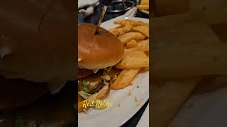 Red Robin-  the best garlic steak fries 🍟
