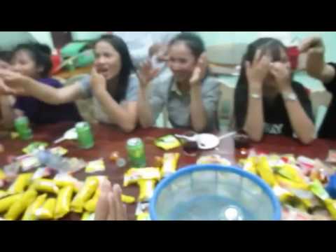 Video Học sinh hiên ngang hát bài Trả Lại Cho Dân chào mừng... - youtube