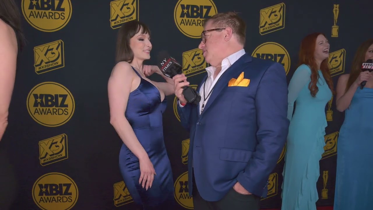 Lexi Luna at the Xbiz Awards Red Carpet in Hollywood, CA Lexi Luna at the Xbiz Awards Red Carpet in Hollywood, CA