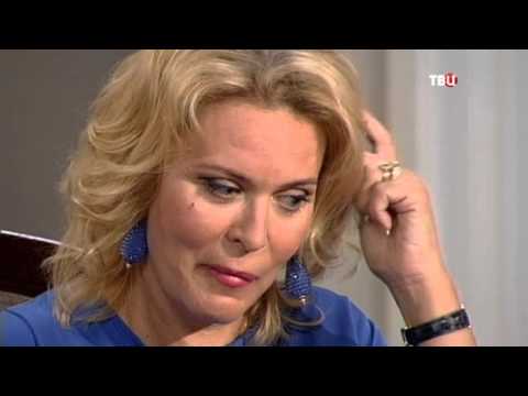 Video: Tus Poj Niam Alena Yakovleva: Kev Sau Txog Tus Kheej Thiab Lub Neej