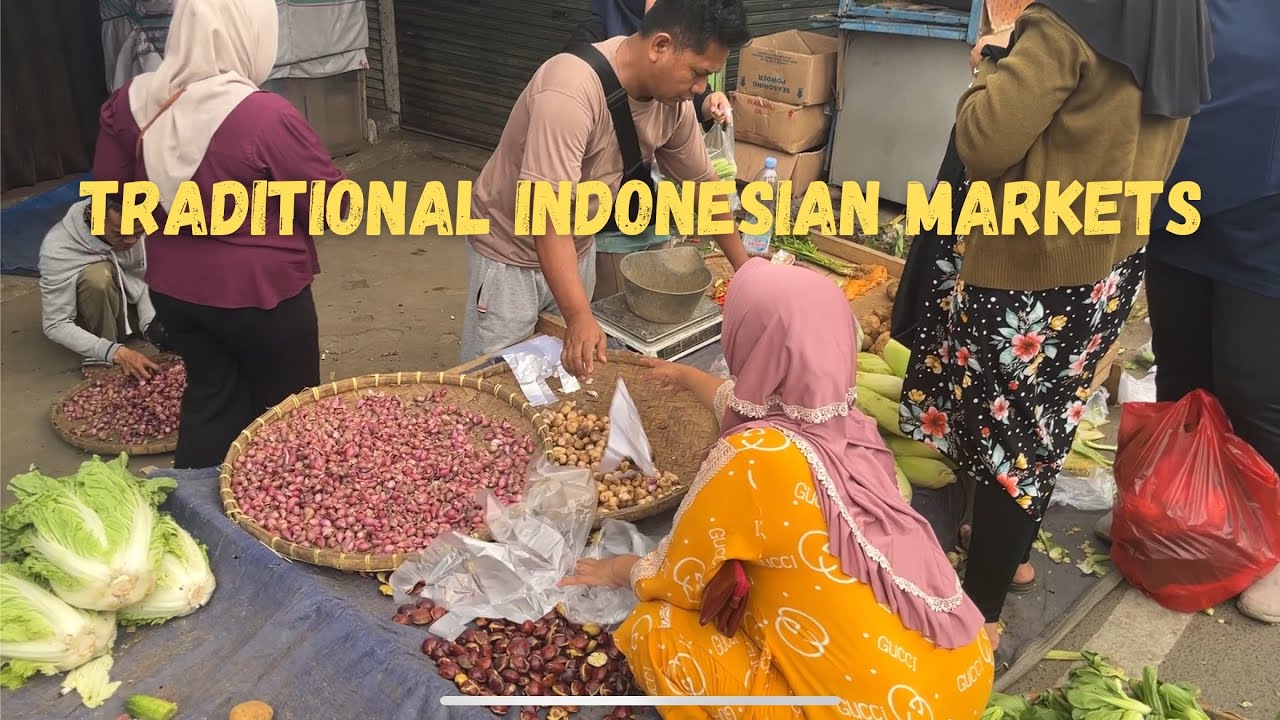 How busy the traditional markets are in indonesia