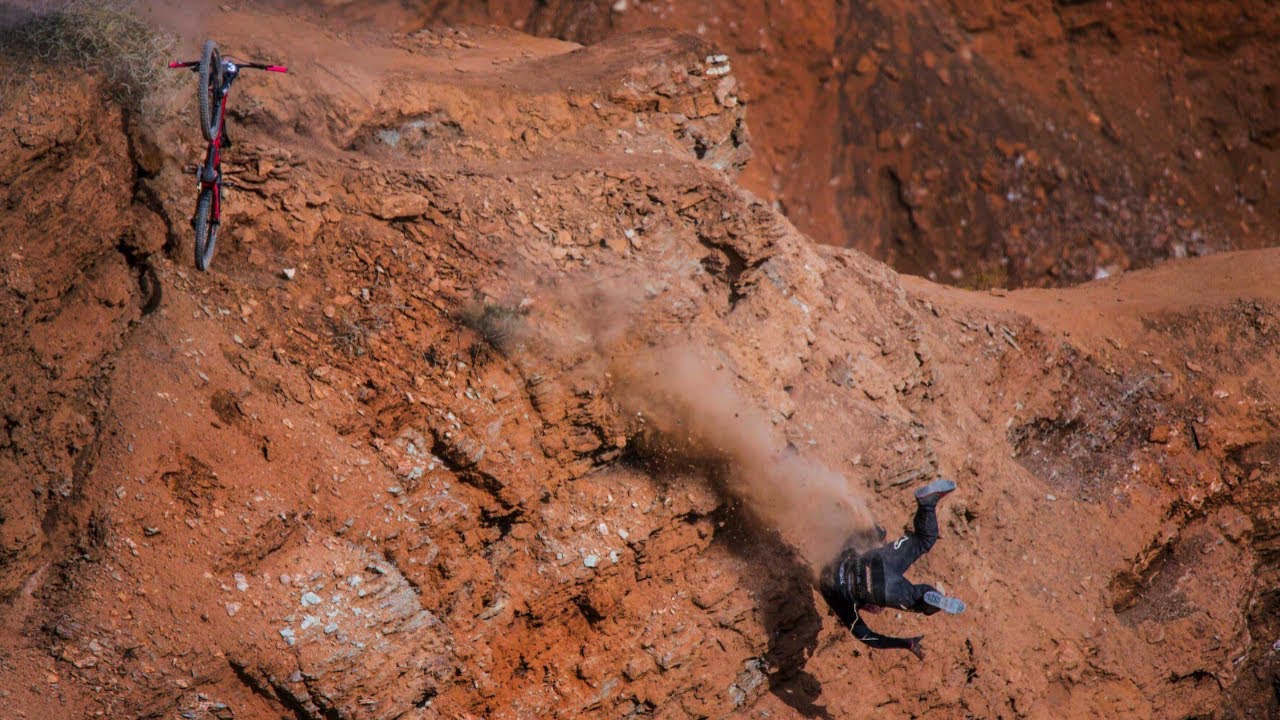 Wipeout Wednesday Is Back!