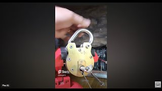 Shackle Pops and Opens - Extended, 50 Locks, 29 Techniques in 2 Mins screenshot 3