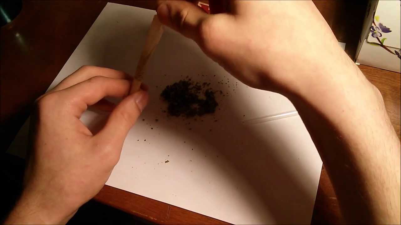 Packing a Fat RAW Pre-Roll Cone