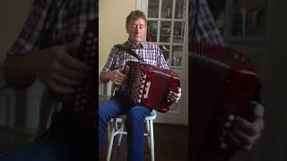 Jig Set: The Frog in the Well &amp; My Love in the Morn - Irish traditional jigs on button accordion