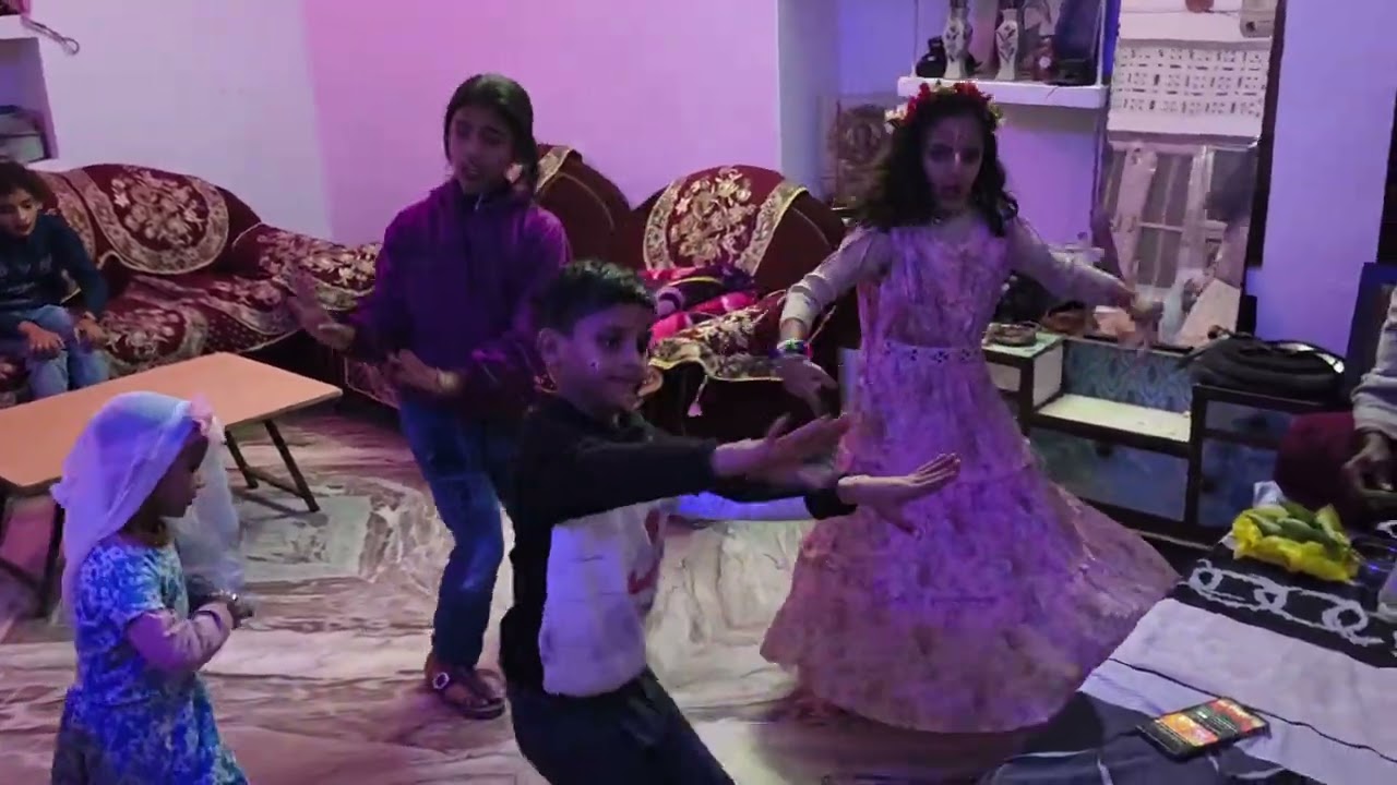 Bhajan by child artist mithi tiwari