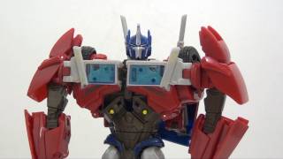 Video Review of the Transformers Prime Voyager Class; Optimus Prime screenshot 5