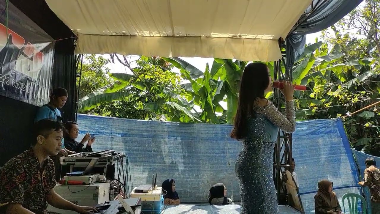 MALAM COVER IRMA ARSITA #malam #dangdut #adeliaberlian