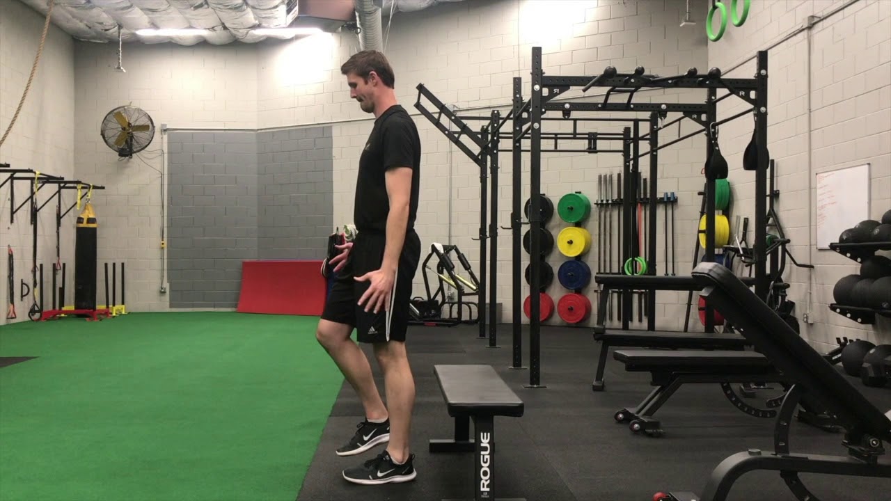 Single Leg Squat - YouTube