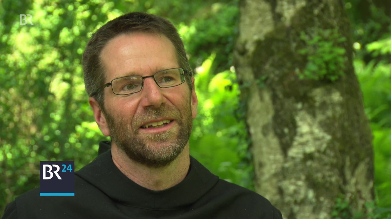 Novize im  Benediktinerorden: Warum will man ein Mönch werden? | BR24