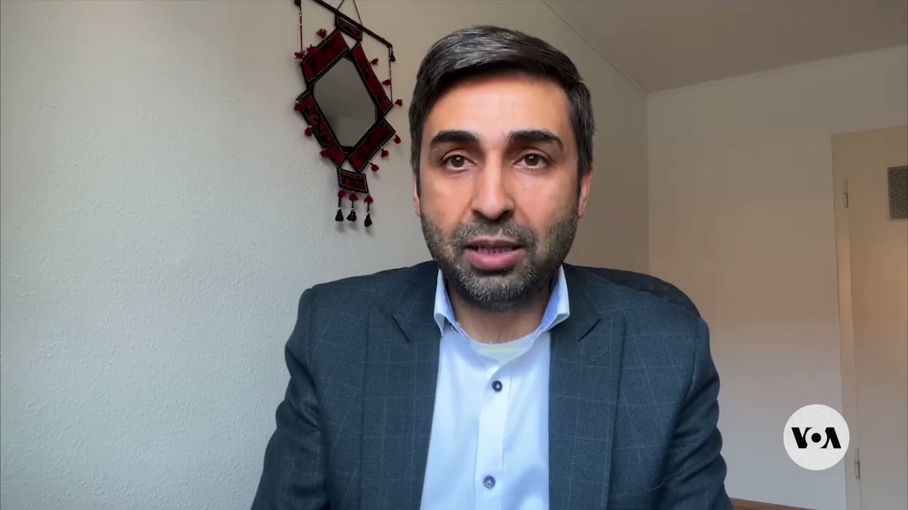 Kabul Residents Line Up for Hours to Collect Water