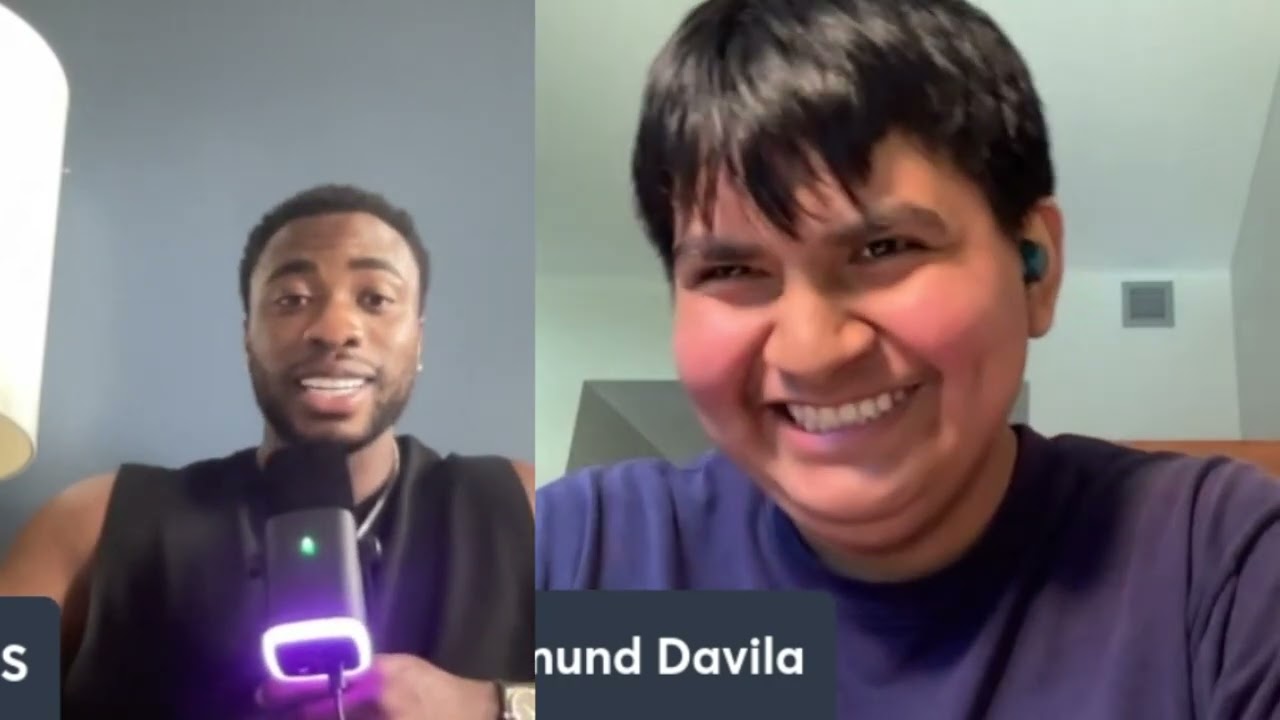 Он солгал о своем возрасте и продолжает смеяться, говоря, что он все еще девственник