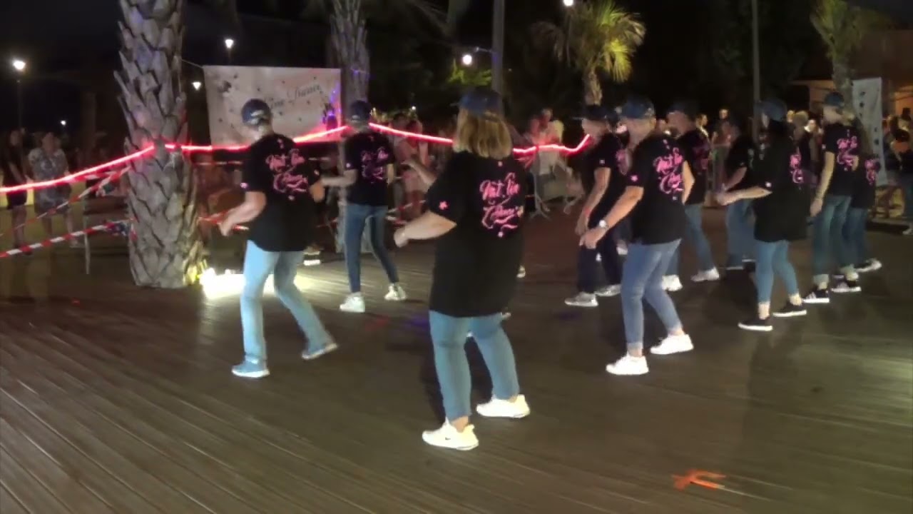 Hold me now line dance