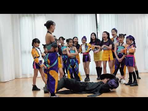 😂 LAUGHTER EXPLODES in Baby Warriors Dance Class! You Won’t Believe This! 🎉