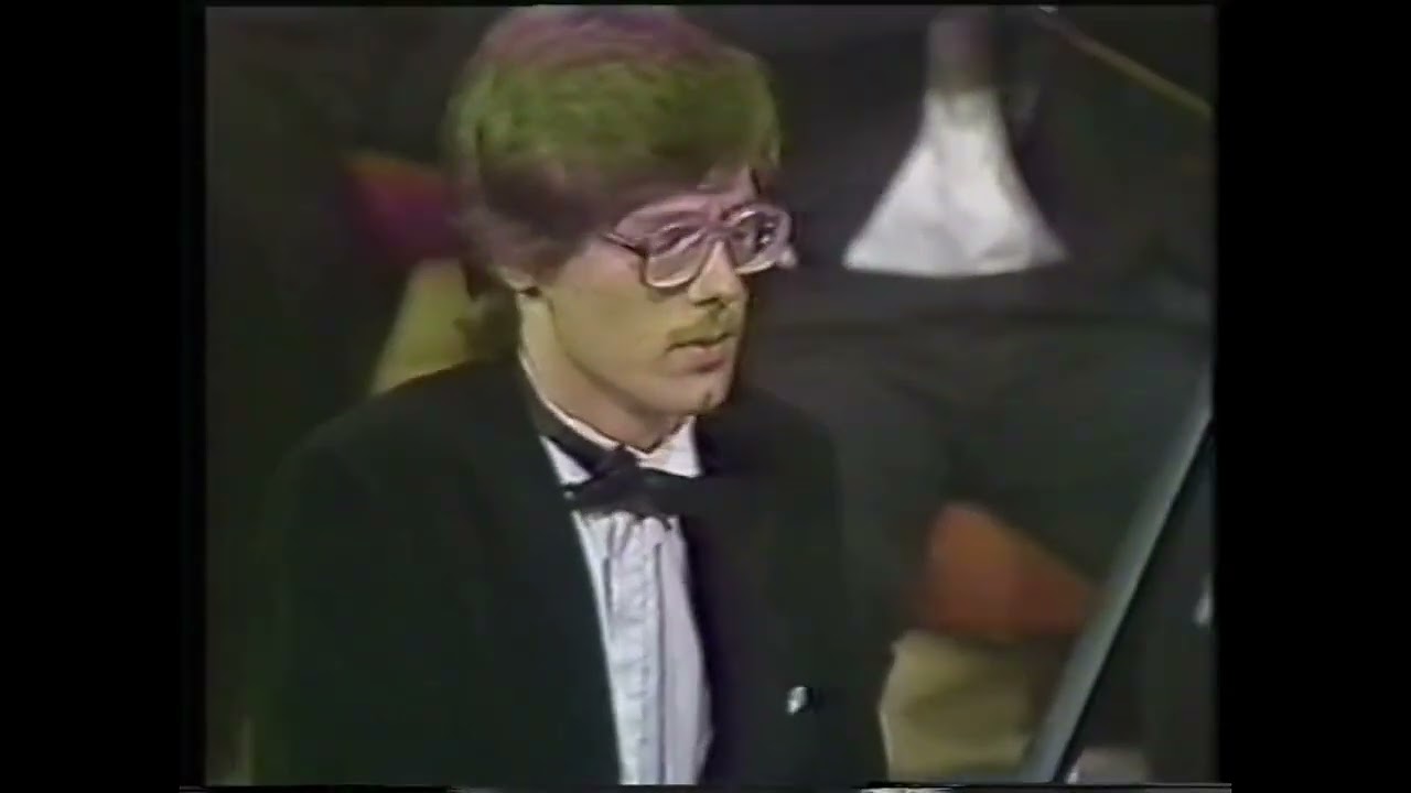 stanislav bunin concert no.1 chopin piano competition 1985 - YouTube