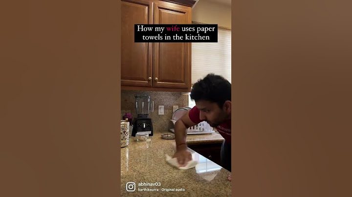 HOW TO USE PAPER TOWELS IN THE KITCHEN | #shorts