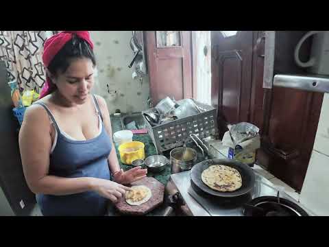 Aloo paratha recipe.Aaj mai banaa rahi hu aloo kay paratha.😋