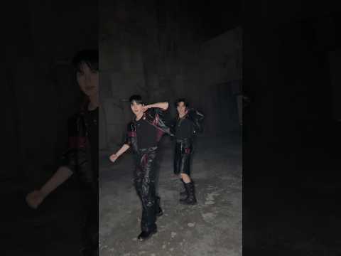 feel my groove 🧨 #원어스 #ONEUS #건희 #KEONHEE #시온 #XION #原 #Grenade #Grenadechallenge