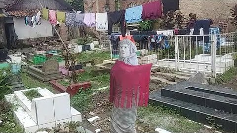 KAMPUNG DEKAT KUBURAN |  SUASANA PEDESAAN JAWA BARAT