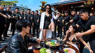 Long Thần Đi Ăn Cháo Đêm Bị Nữ Tổng Tài Đá Lật Bàn Ép Cưới Anh Nổi Điên Dùng 1 Tay Đánh Bại 50 Vệ Sĩ screenshot 5