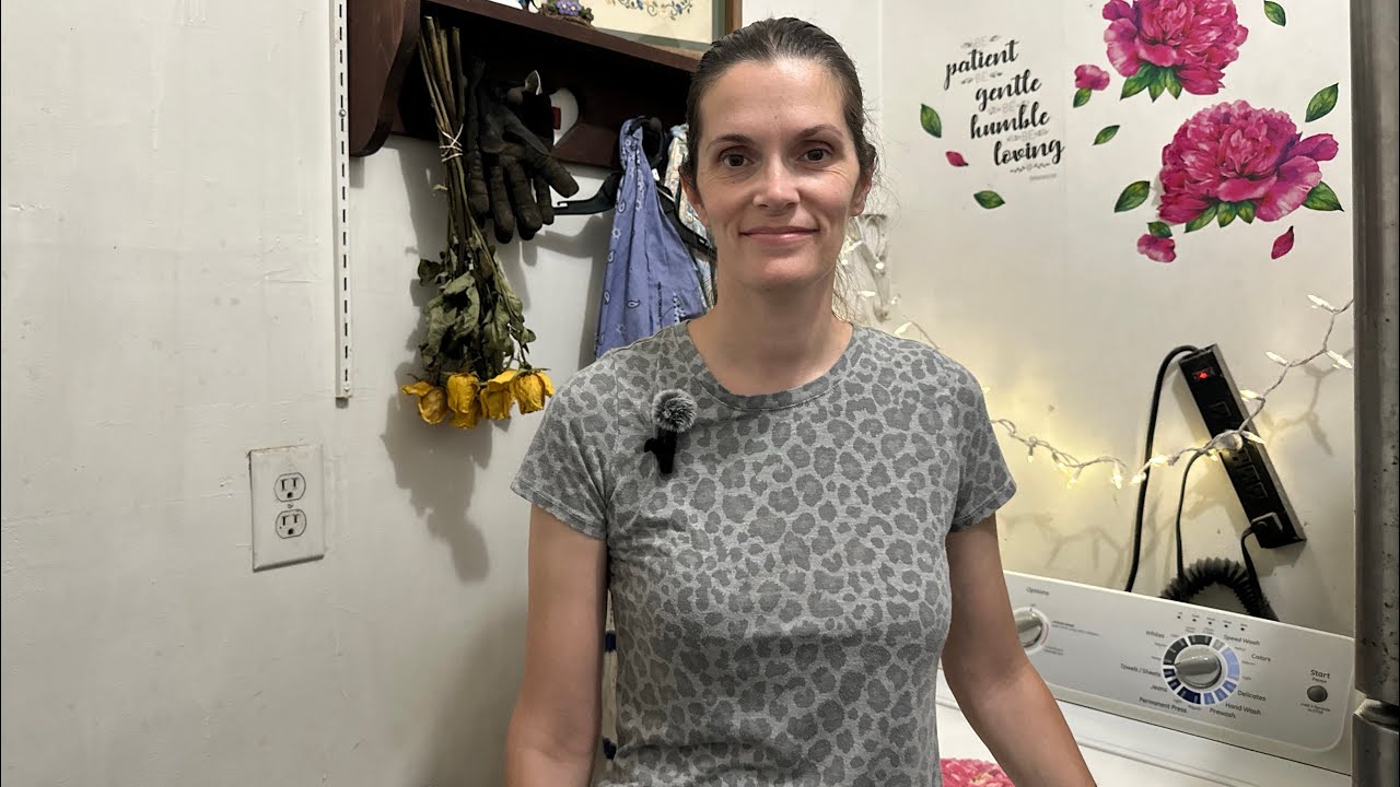 How I do Laundry for my LARGE family | My SIMPLE ROUTINE | Products I USE and LOVE that REALLY WORK