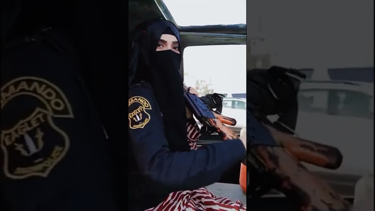 Lady Police Constable Sindh Police Proud To Serve 