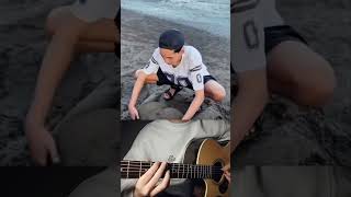 Oh my god! #guitar #helpmemakethismakesense #fingerstyle