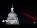 Senate advances bill banning lawmaker stock trading