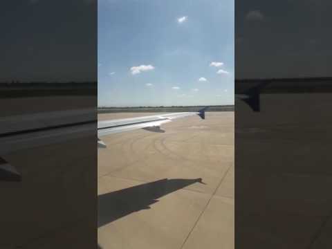 مطار اكادير المسيرة المغرب      