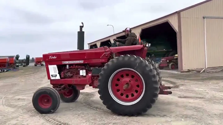IH 1466 TRACTOR  For Sale