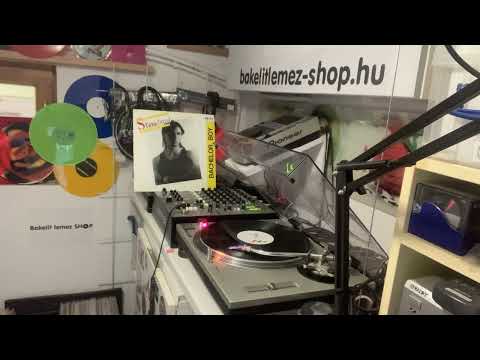 Steve Bread — Steve Bread - Bachelor Boy (Echo E Garage)