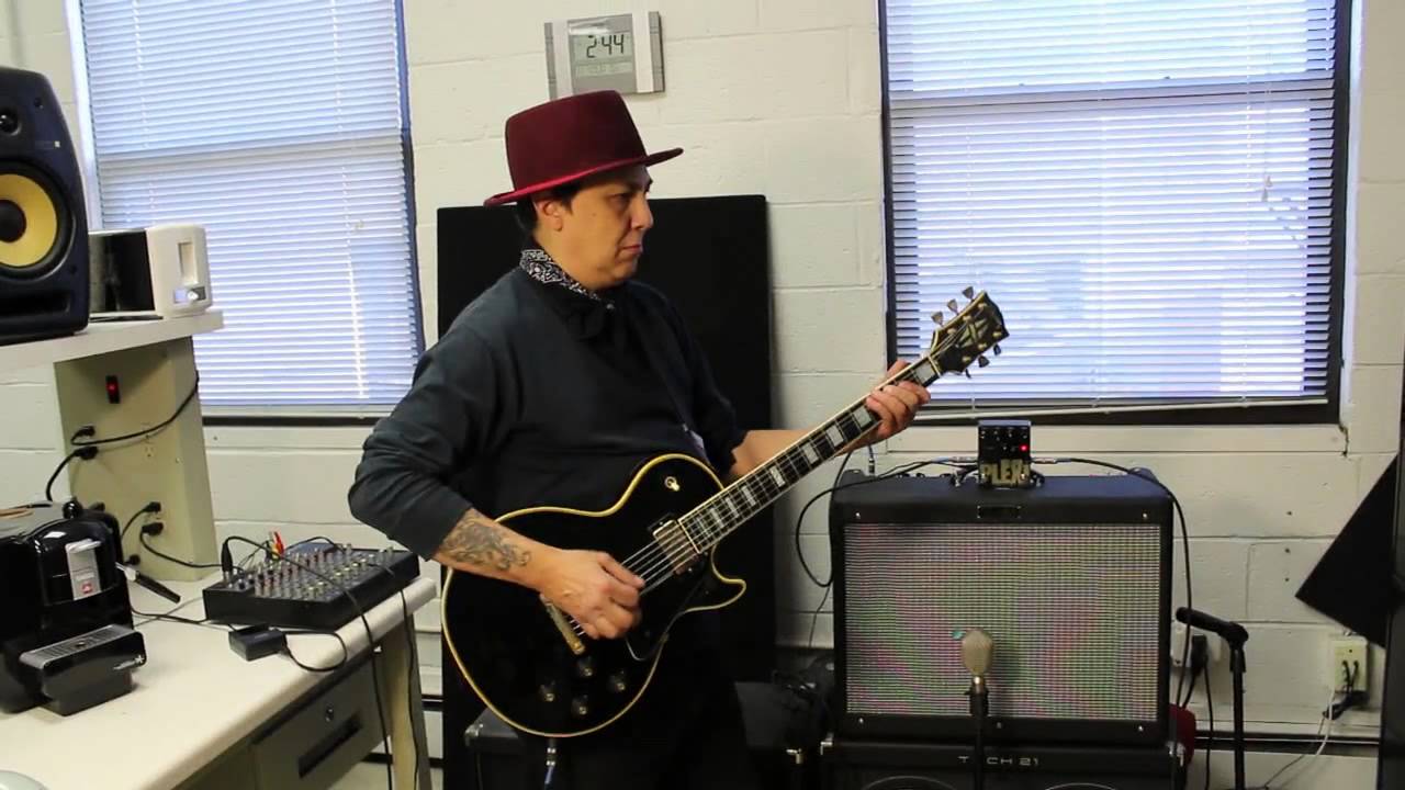 Tech 21 Hot-Rod Plexi with Fender 1x12 Tube Combo - YouTube