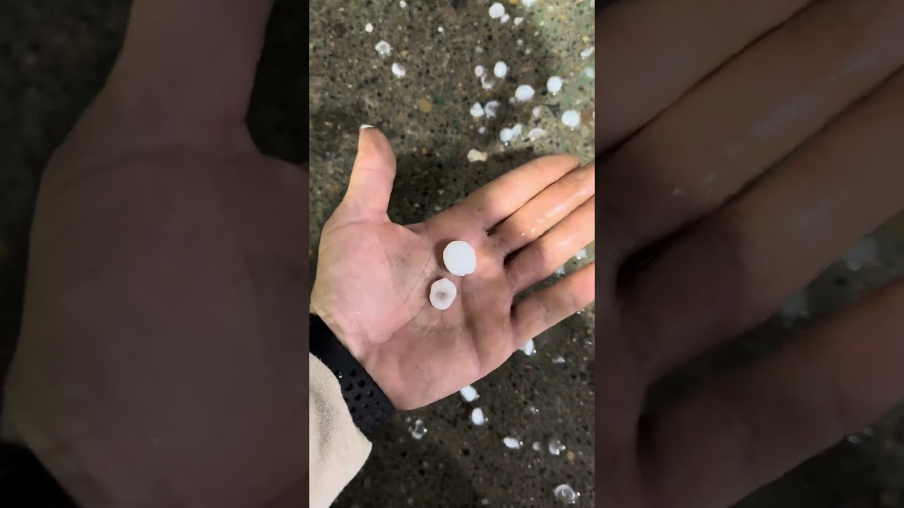 Unusual hailstorm damages vehicles in Andalusia