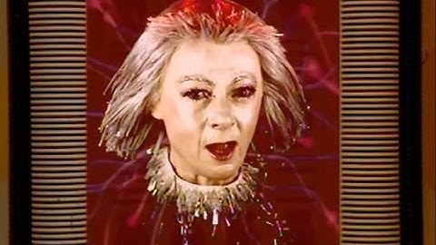 The Canaries Meet Cassandra | Red Dwarf | BBC Comedy Greats