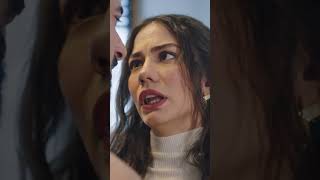 Tahir Burası Hastane, Üzerini Giy - Adım Farah