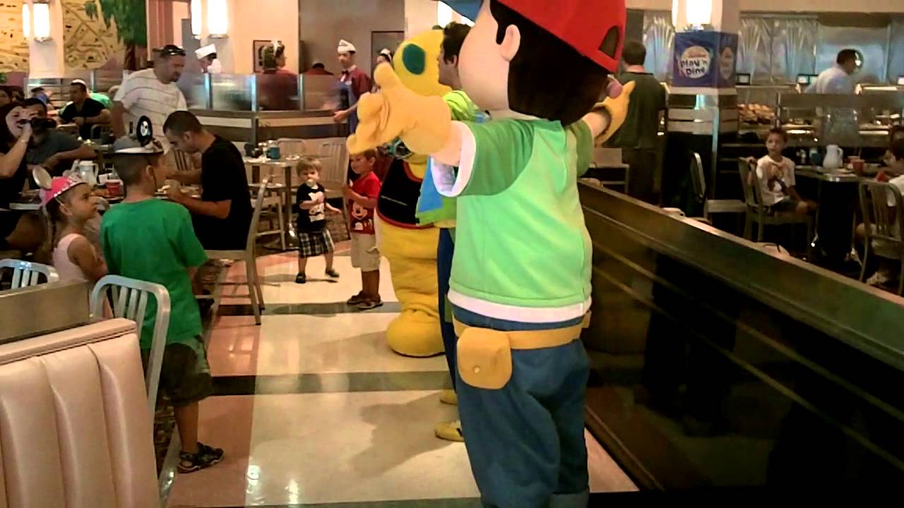 Play & Dine @ Hollywood & Vine - Disney World 2011