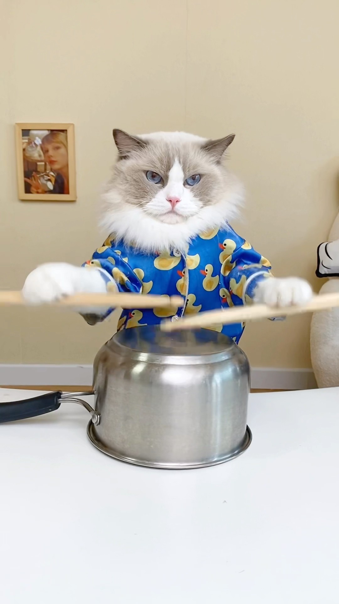 Puff’s guide on handling weekend calls from the boss! #BossBoundary #WeekendWarrior #thatlittlepuff