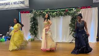Bole chudiyan /Nagada sang dhol remix dance by Dipika and her friends 💃💃💃#weddingdance #party 🙏🙏🙏💐💐💐