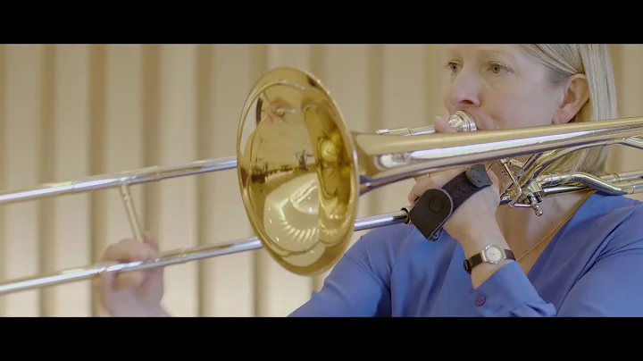 The Halle - Katy Jones performs Handel's Violin So...