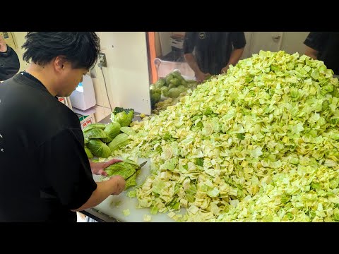 Amazing taste!The strongest soul food yakiniku iron plate! ｜japanese street food びっくり亭