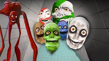 ESCAPING the Alpha Gang & Whispering Wyrm in The Classrooms! 😨